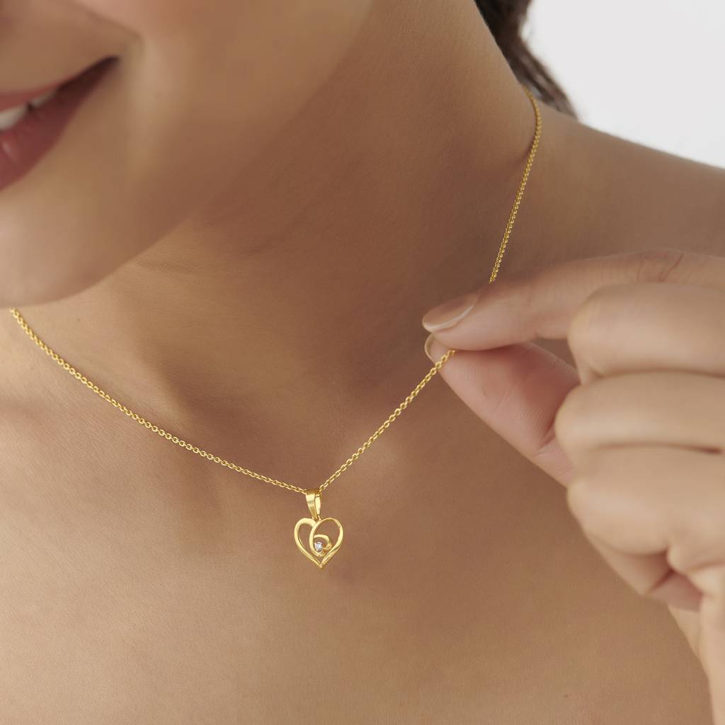 Kisna 14K Yellow Gold Dual Heart Diamond Pendant : W40004P