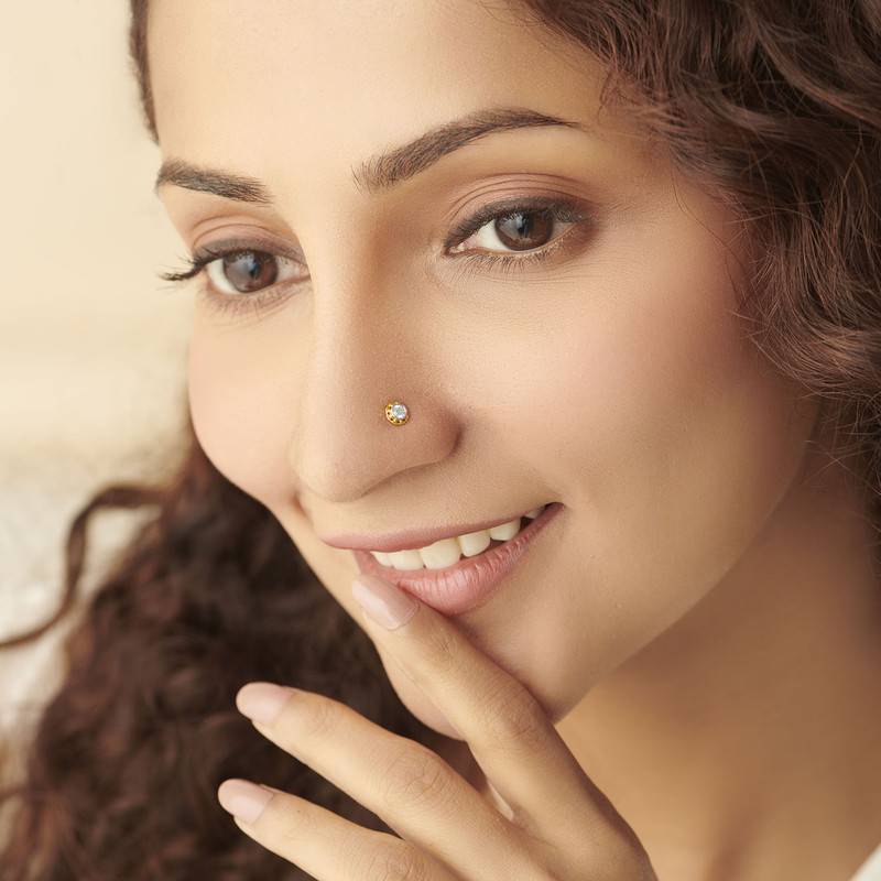 Kisna 14K Yellow Si Diamond Gold Nose Pin For Women | Blair