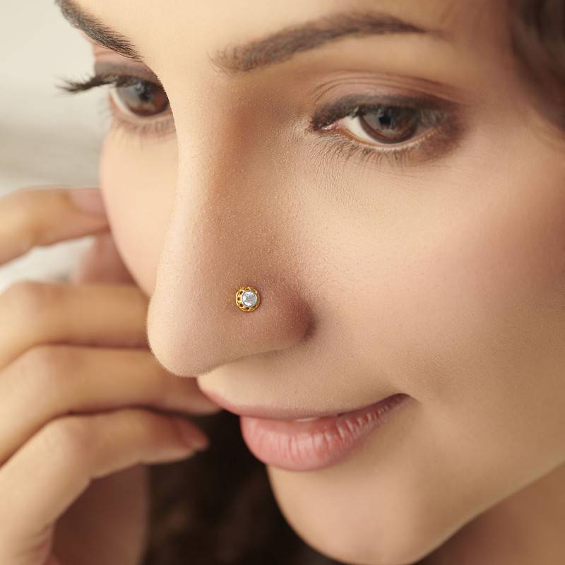 Kisna 14K Yellow Si Diamond Gold Nose Pin For Women | Blair