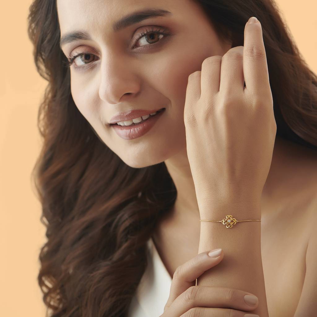 Kisna 14K Yellow Gold Amelia Diamond Bracelet : W70033