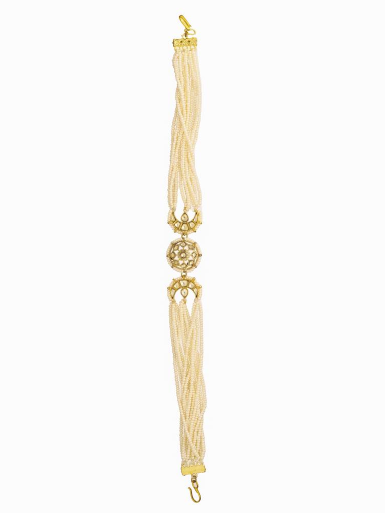 18 Kt-Gold Toned Kundan Statement Mathapatti : WFAE153