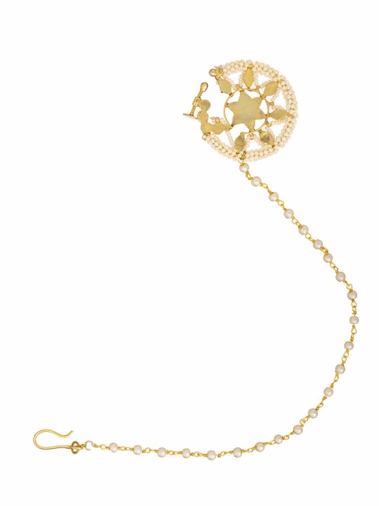 Gold Toned Star Shaped Pearl Studded Nath : WFAE170