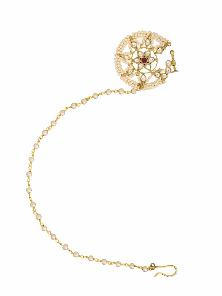 Gold Toned Star Shaped Pearl Studded Nath : WFAE170