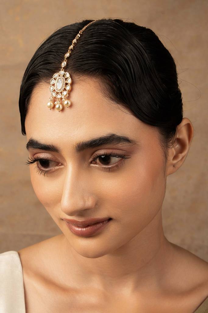 Meira Petals Of Love Kundan Maangtika : WFAE180
