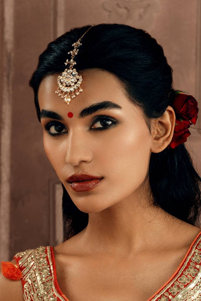 Floral Sitara Crescent Drop Maang Teeka : WFAE190