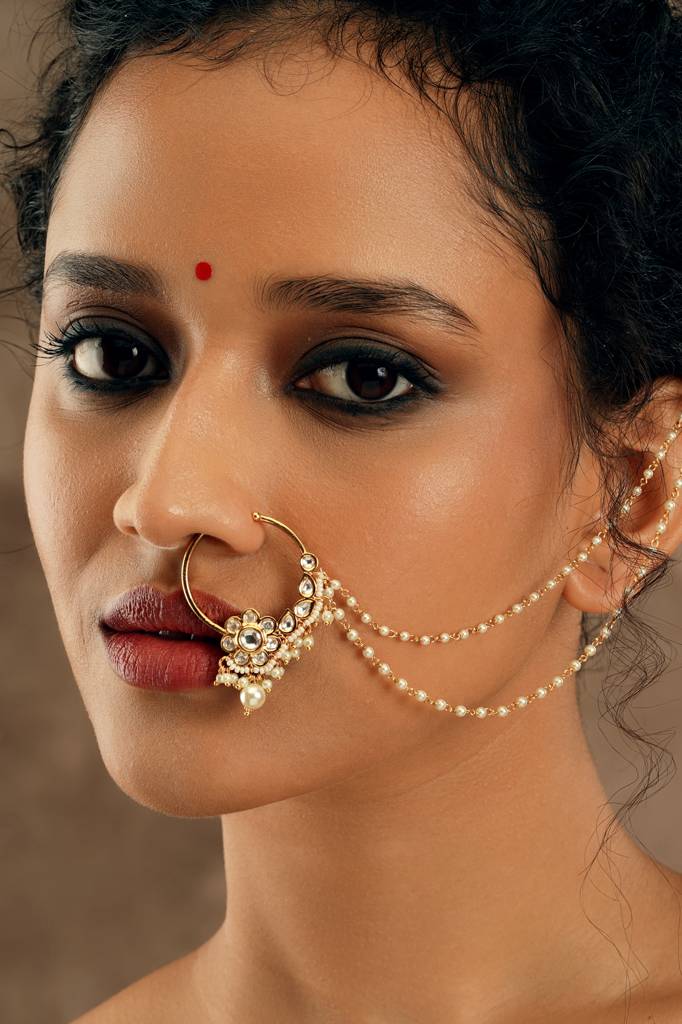 Pearl Stringed Kundan Floral Nath : WFAE201