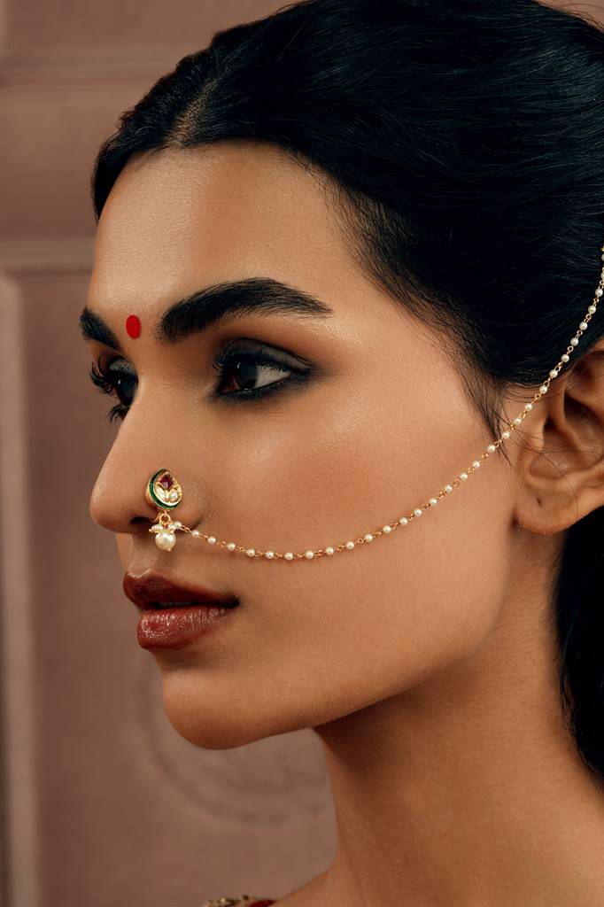 Blush Kundan Pearl String Nose Pin : WFAE202