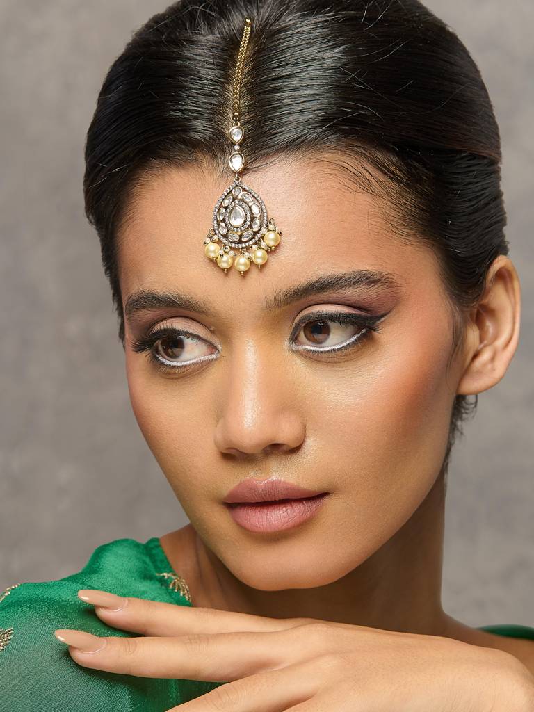 Vintage Charm Teardrop Maang Tikka : WFAE207