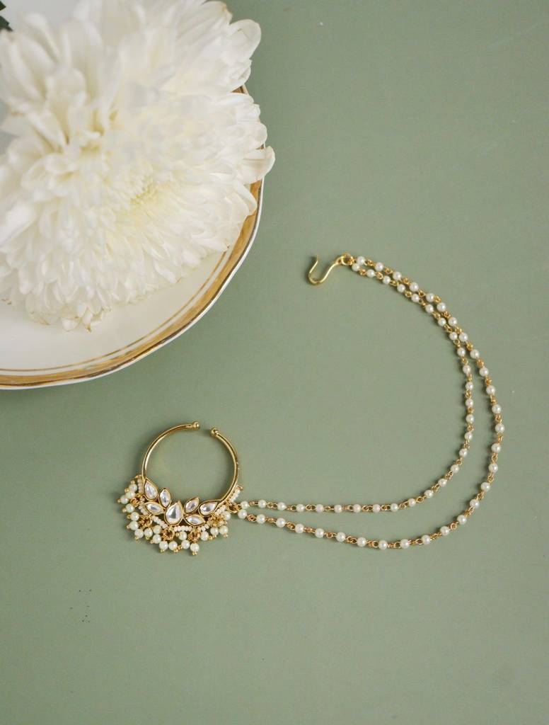 The Bridal Kundan And Pearls Embellished Nath : WFAE84