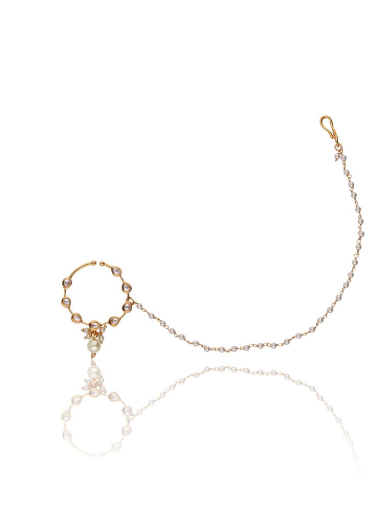 The Bridal Circle Of Leafets Kundan And Pearl Drop Nath : WFAE87
