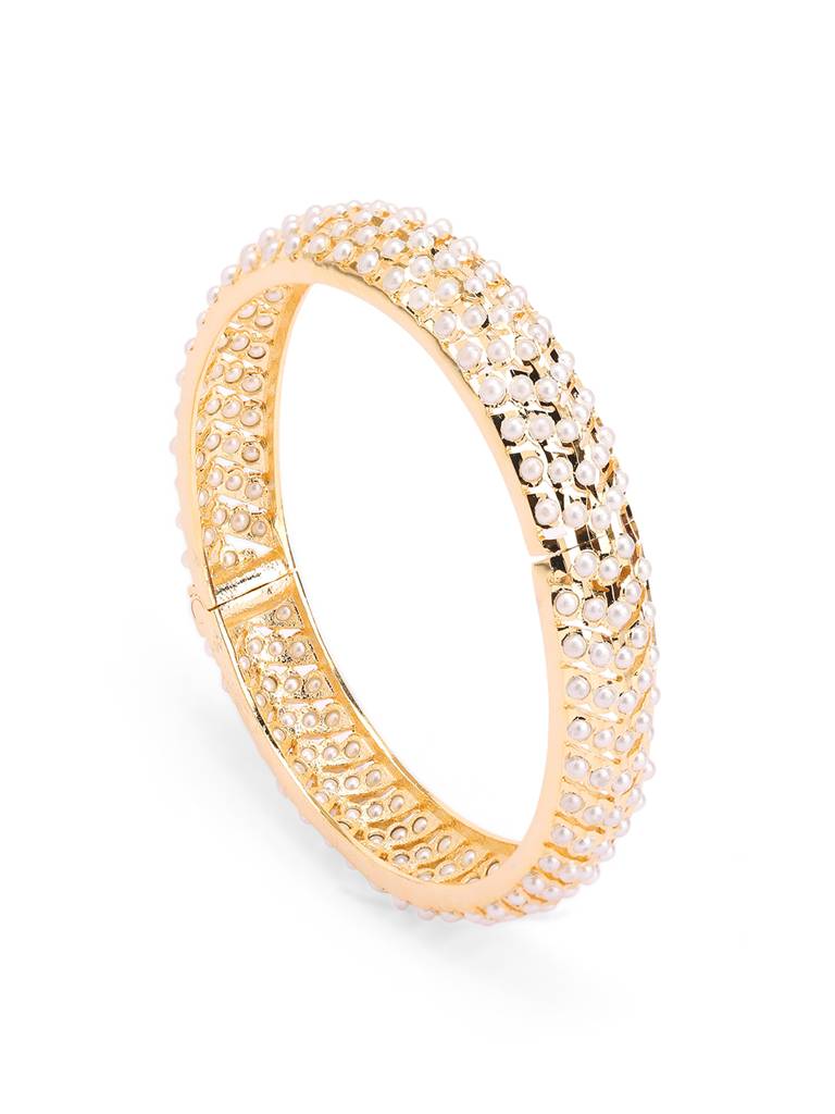 Meira Pearl Studded Bangle : WFBE314