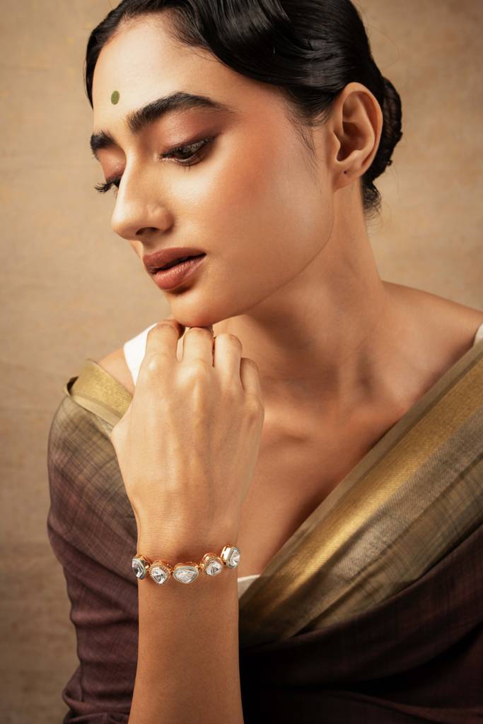 Meira Strings Of Kundan Adjustable Bracelet : WFBE317