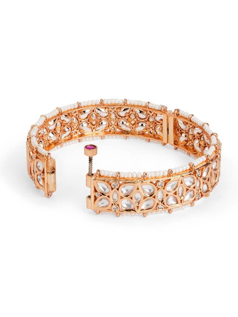 Pearl Stringed Kundan Mosaic Bangle : WFBE362