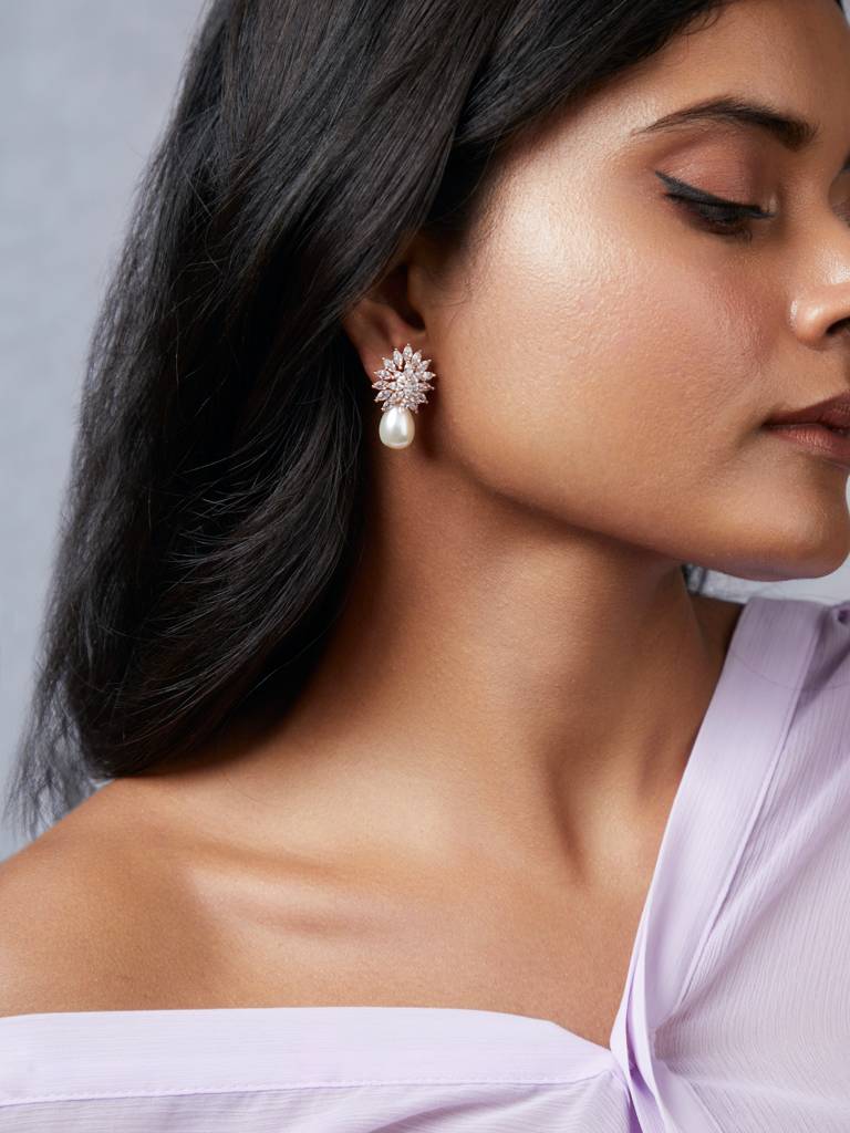 Pearl And Cubic Zirconia Diamante Stud Earrings : WFEC176