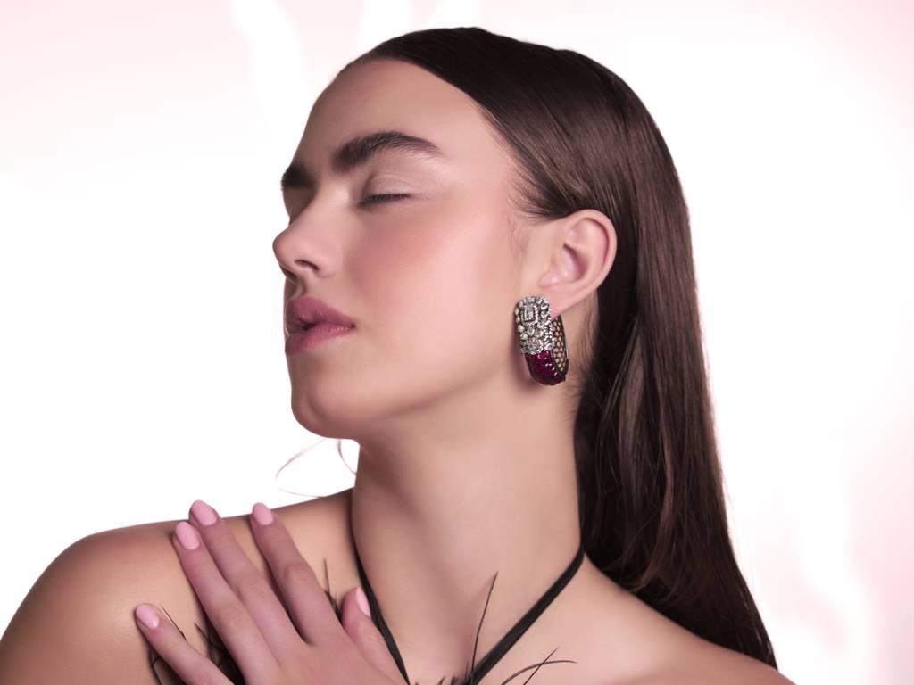 Crimson Red Cz Bali Earrings : WFEC392