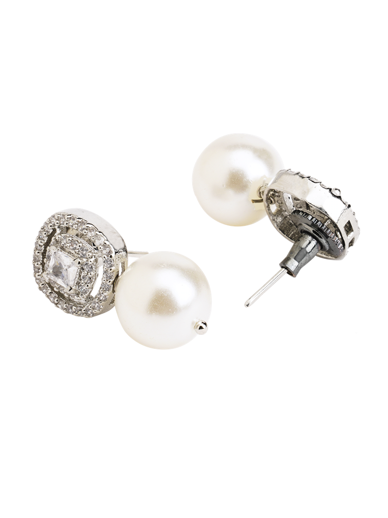 Drop Of Oyster Cz Stud Earrings : WFEC407