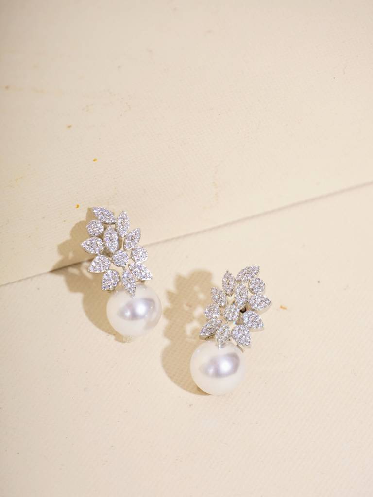 Celestial Pearl Drop Diamante Earrings : WFEC499