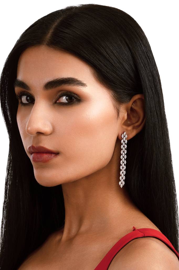 Glamour Daze Dangler Earrings : WFEC501