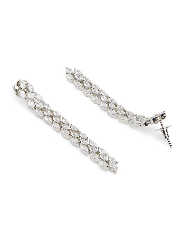Glamour Daze Dangler Earrings : WFEC501