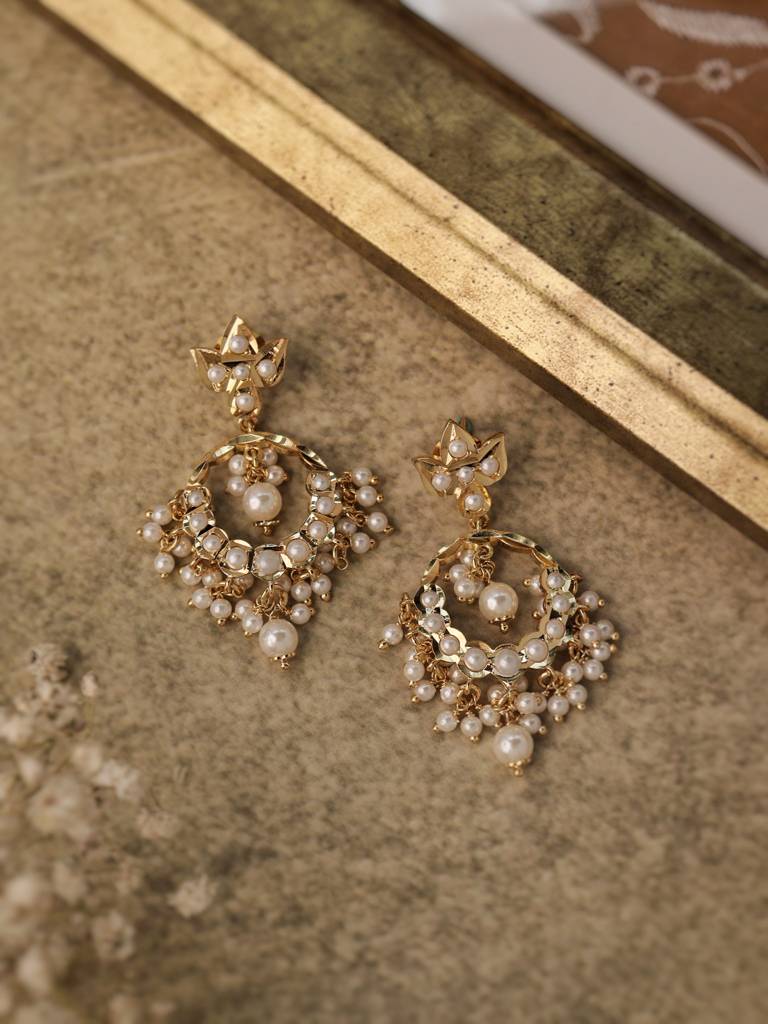 Meira Minimal Pearl Chandbalis : WFEE402