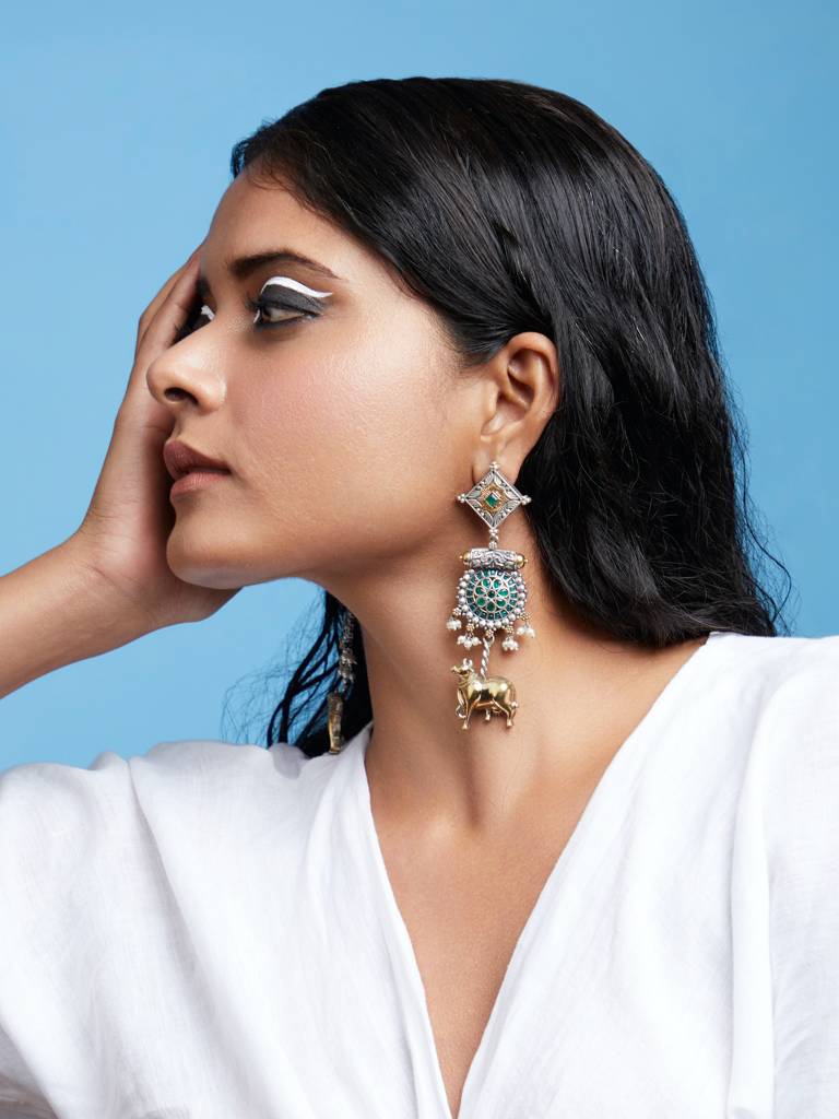 Aria Dual Tone Nandi Earrings : WFEO368