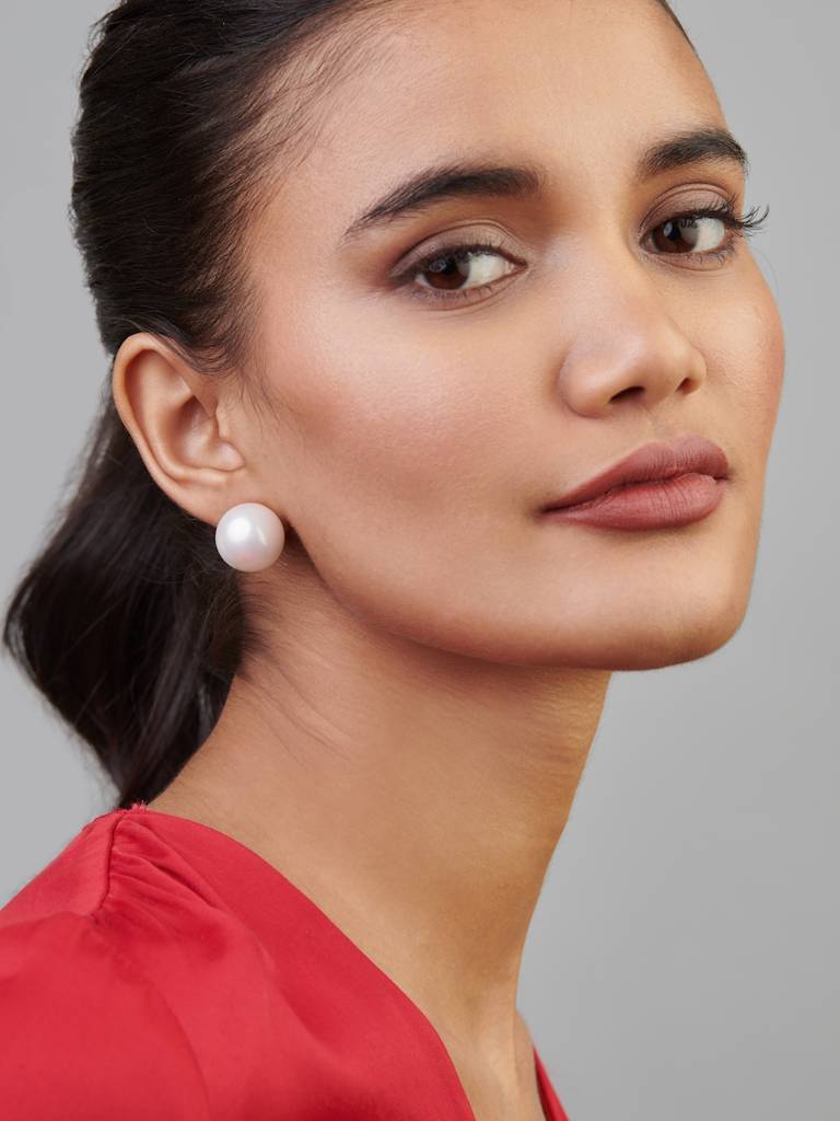 The Pearl Story - 15 Mm Ivory White Shell Pearl Studs : WFES32