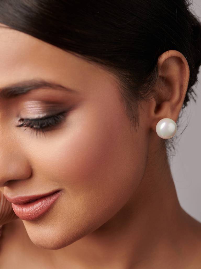 The Pearl Story - Ivory Satin Pearl Stud Earrings : WFES65