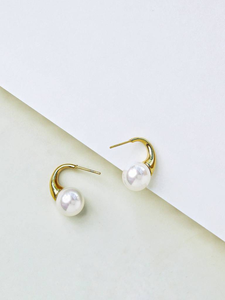 Nova Pearl Horn Earrings : WFES68