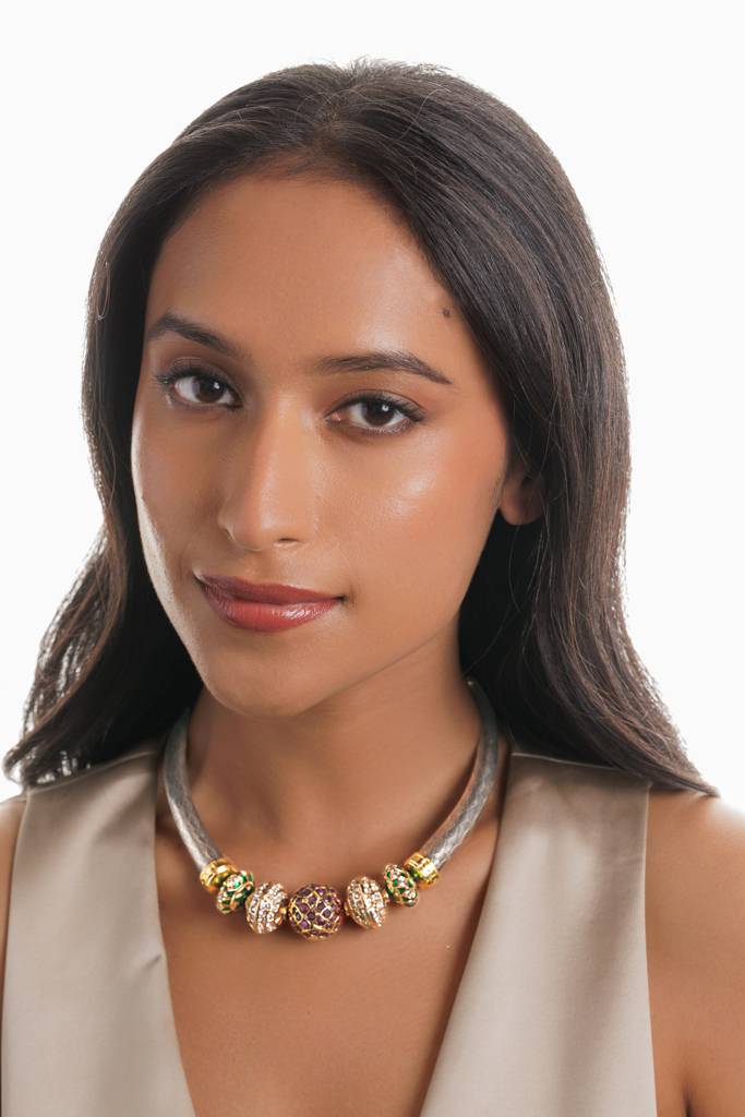 Studded Hasli Necklace : WFNE452