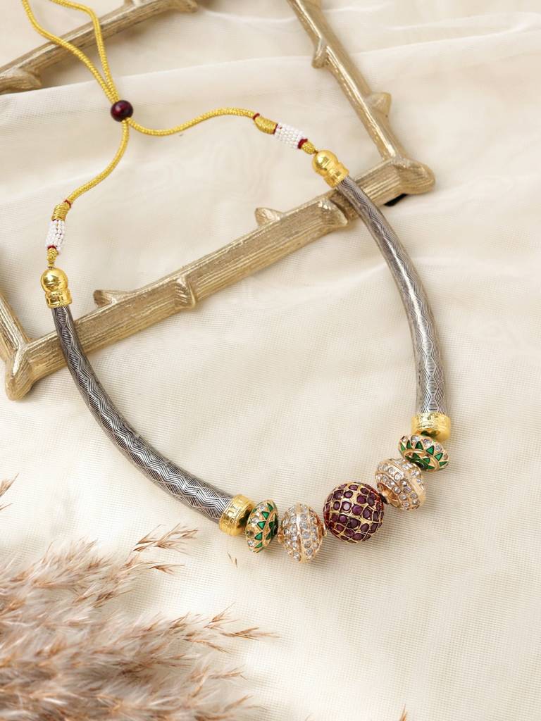 Studded Hasli Necklace : WFNE452