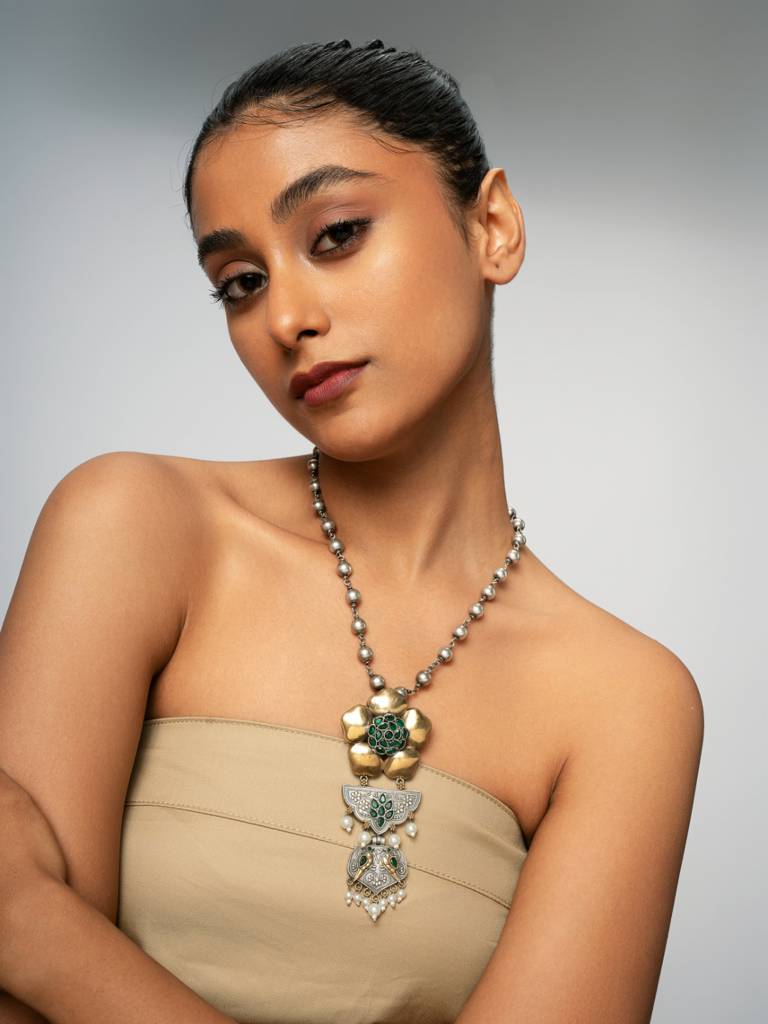 Gypsy Gilded Floral Oxidised Necklace : WFNO142