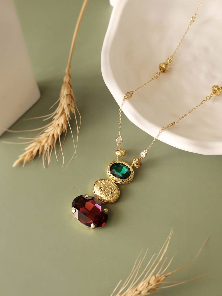 Aina Red,Green And Pearl Trio Long Necklace : WFNS103