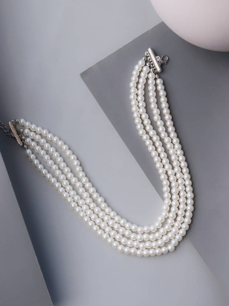 Pearly Diana Choker Necklace : WFNS222
