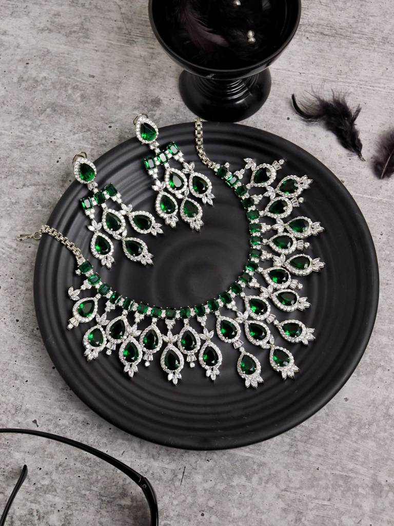 The Emerald Oasis Green Cz Necklace Set : WFSC145