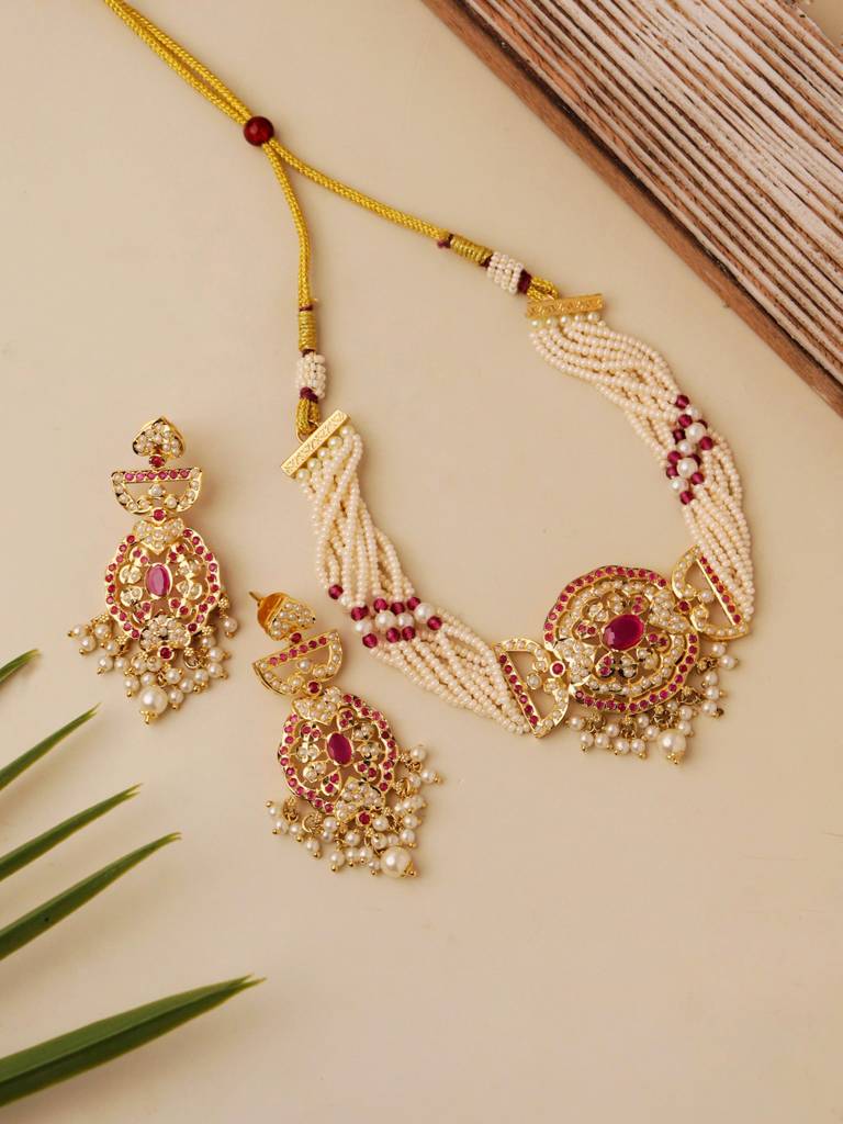 Meira Blush And Gold Choker Necklace Set : WFSE116
