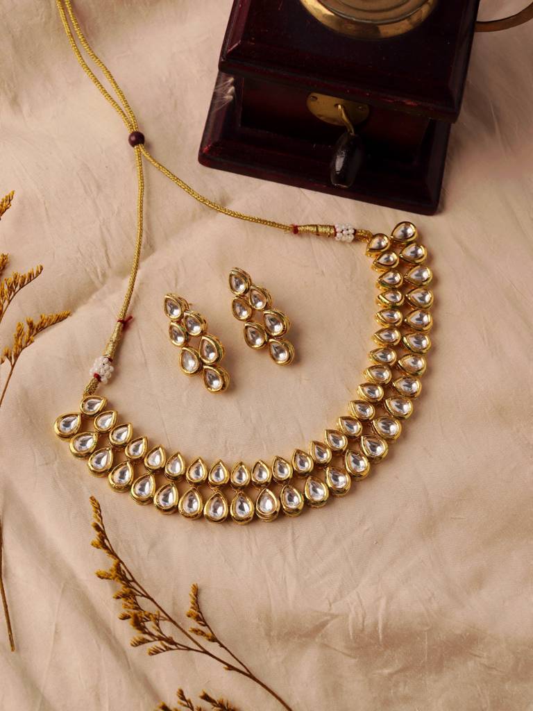 Meira Tear Drop Kundan Necklace Set : WFSE121