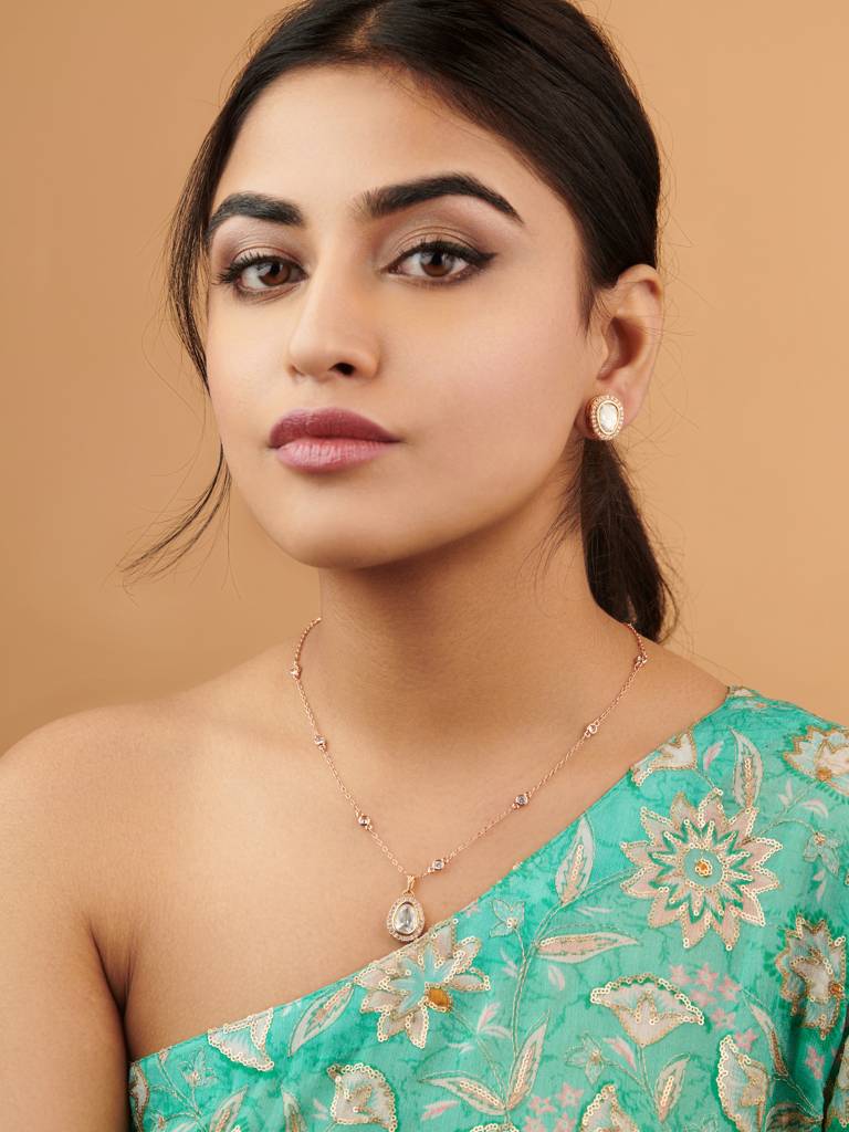 The Zoya Kundan Solitaire Two Tone Gold And Rose Gold Necklace Set : WFSE51