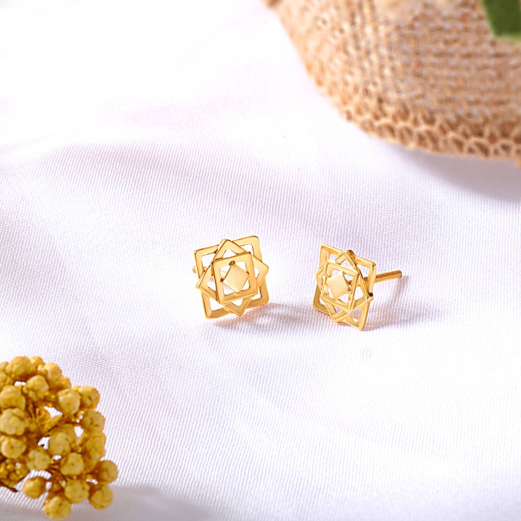Kisna 14K Yellow Gold Square Fusion Earring : WG10056