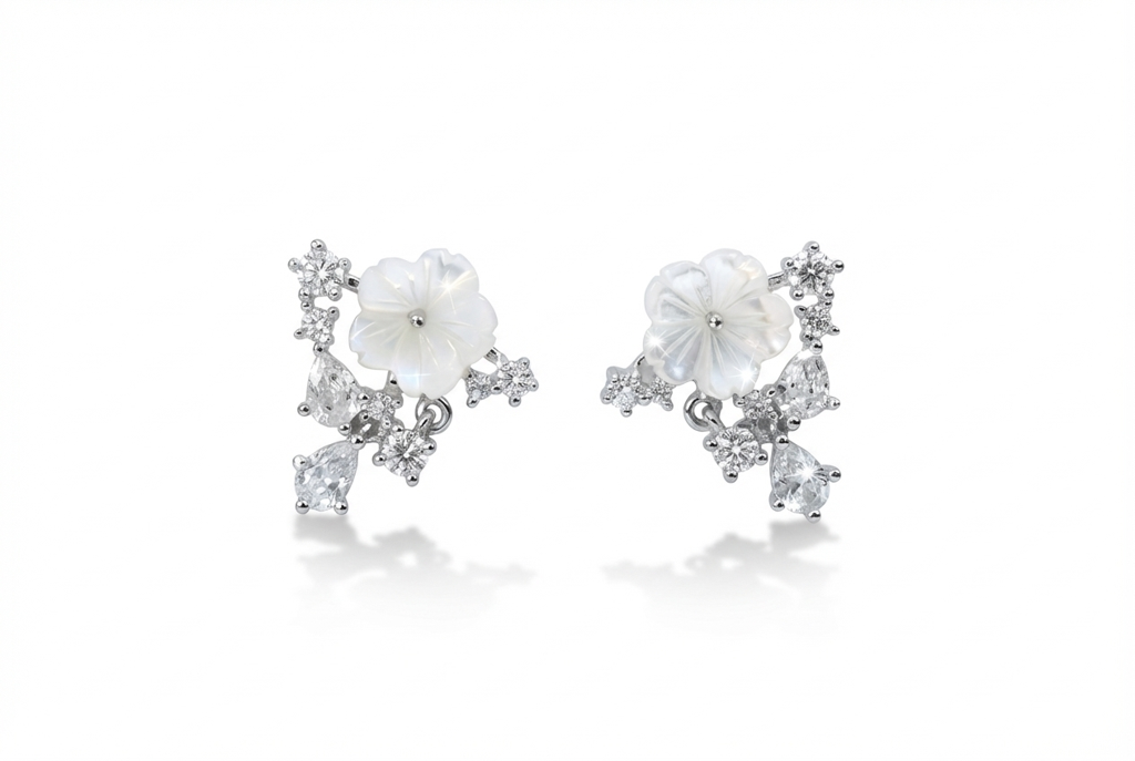 Luminious Flower Studded Earrings : YUFSER002-SL