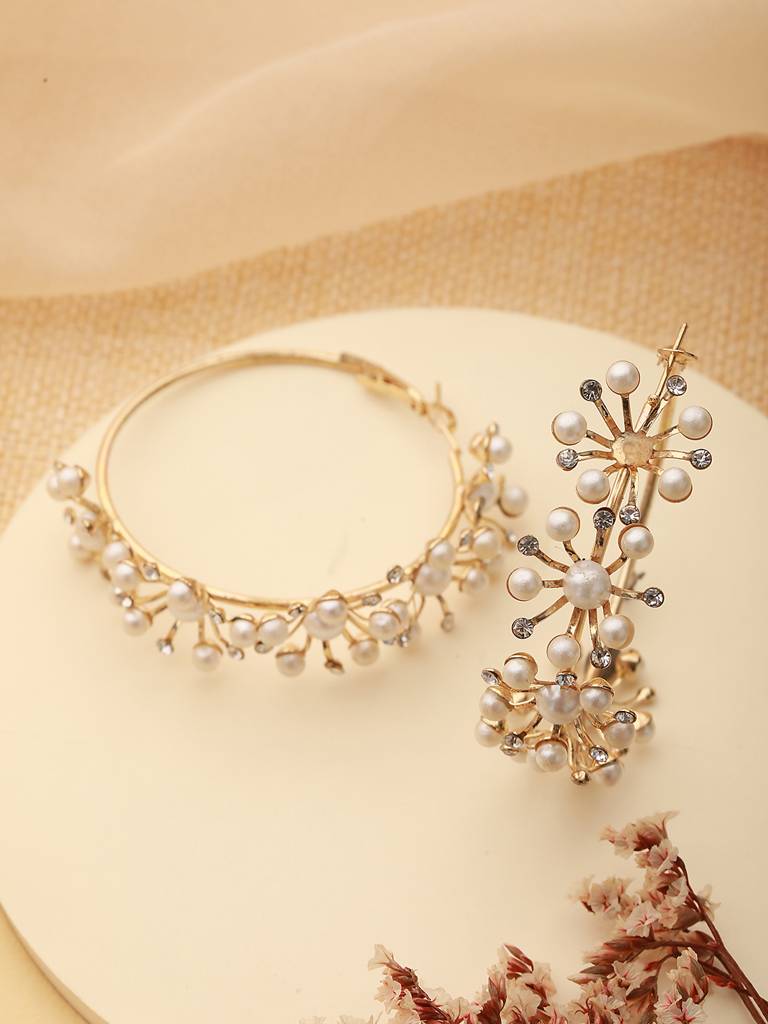 Gold-Toned Classic Hoop Earrings : WJ-JS23-ER0040