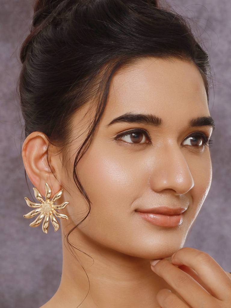 18K Gold Plated Floral Studs : WJ-JS24-ER0142