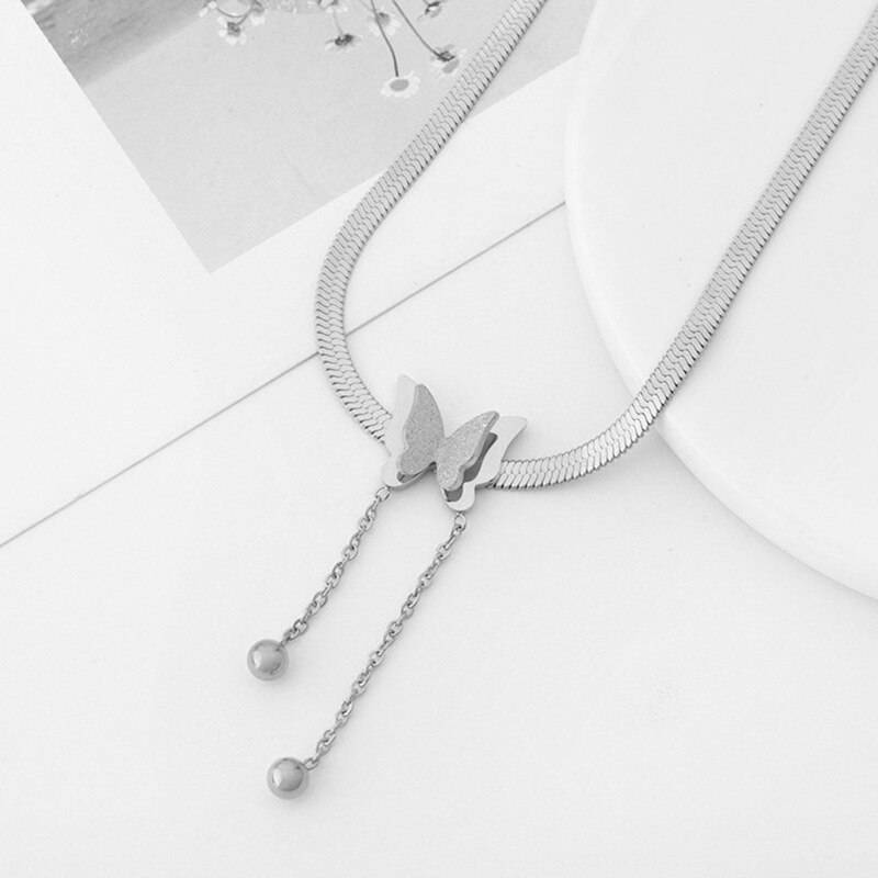 Silver-Plated Stainless Steel Butterfly Chain Necklace : WJ-JS24-NL0092