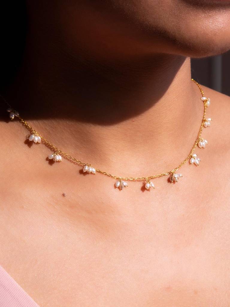 Stac Scattered Pearl Necklace