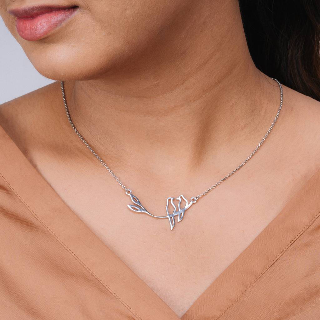 Lovebirds Pendant With Chain