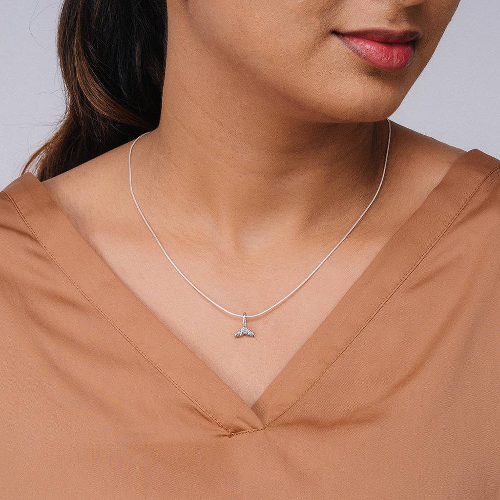 Fish Tail Pendant With Chain