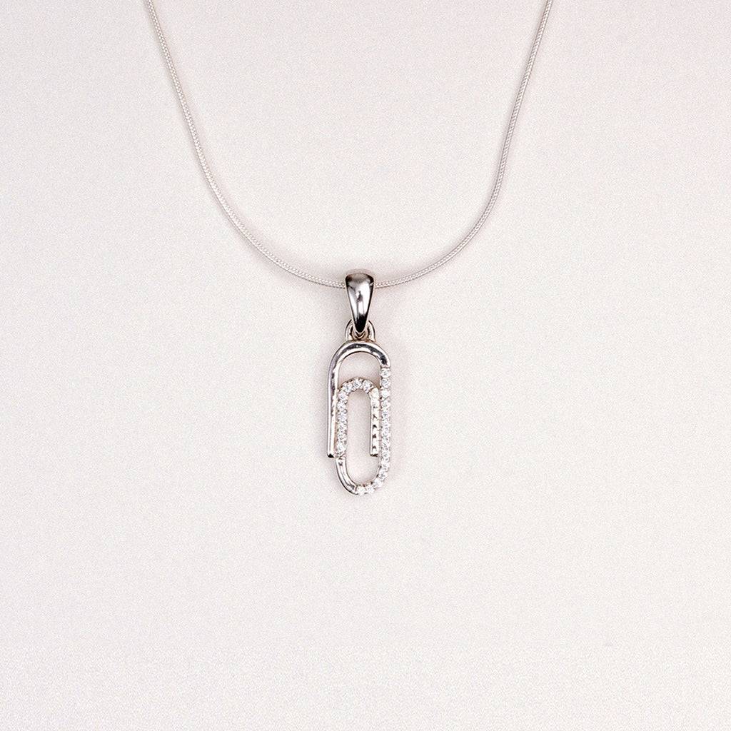 Chic Paperclip Pendant With Chain
