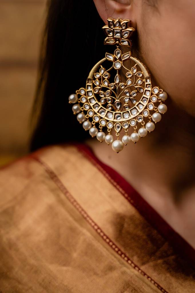 Swara Chaandbali : Ear_015