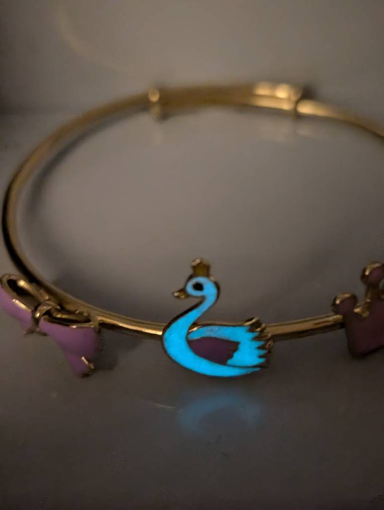 925 Silver Hypoallergenic Glow-In-The-Dark Girls’ Swan Crown Bangle Bracelet With Gold Plating : F1011-12SwanKadha