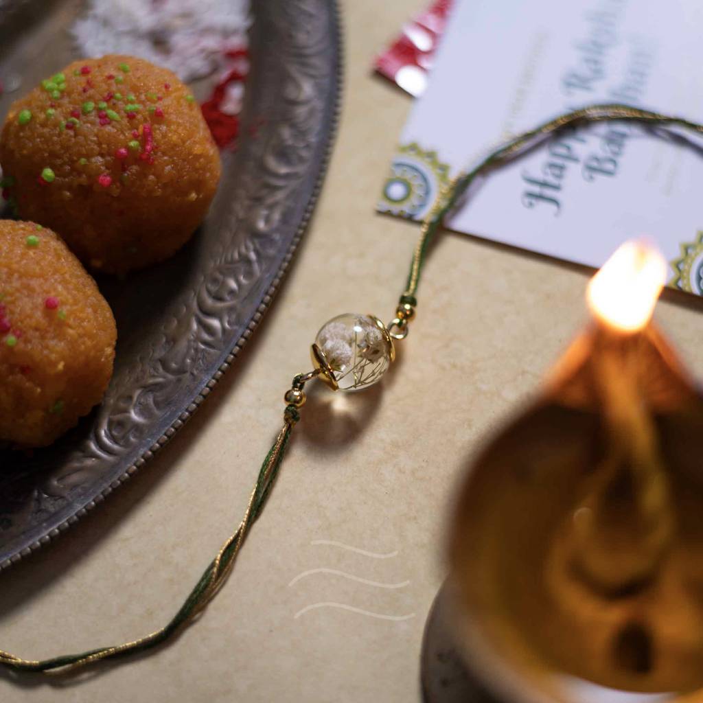 Yaadon Ki Lehren Rakhi : LA-PKD-YKL