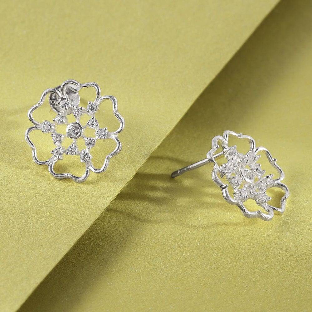 Floral Silver Studs : Z125SG003E069